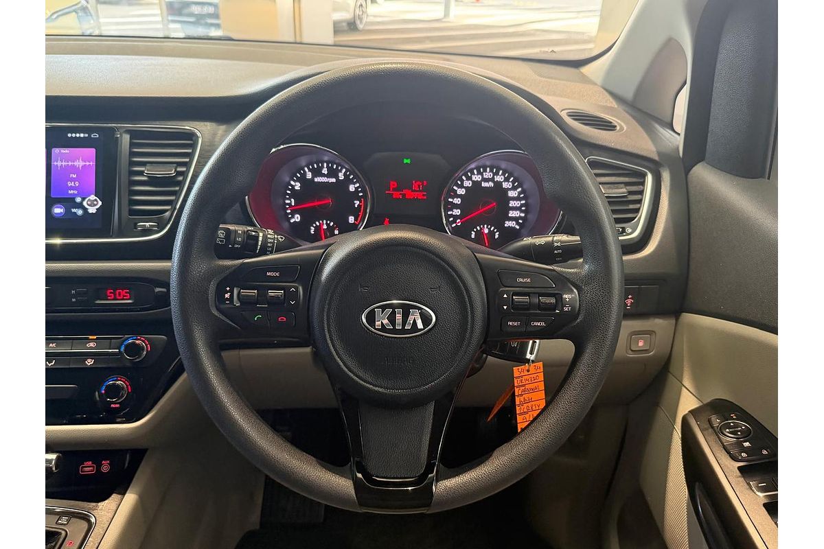 2015 Kia Carnival S YP