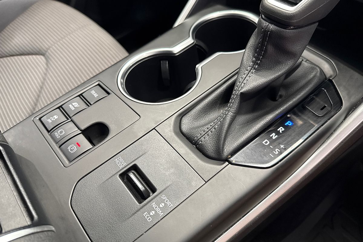 2024 Toyota Kluger GX AXUH78R