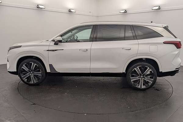 2025 MG QS Essence IS31