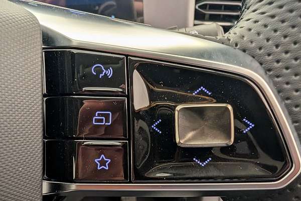 2025 MG QS Essence IS31