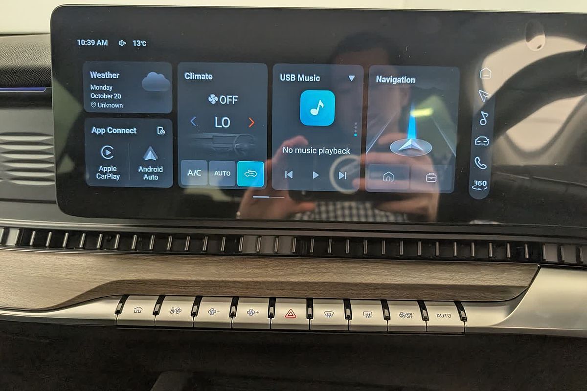 2025 MG QS Essence IS31