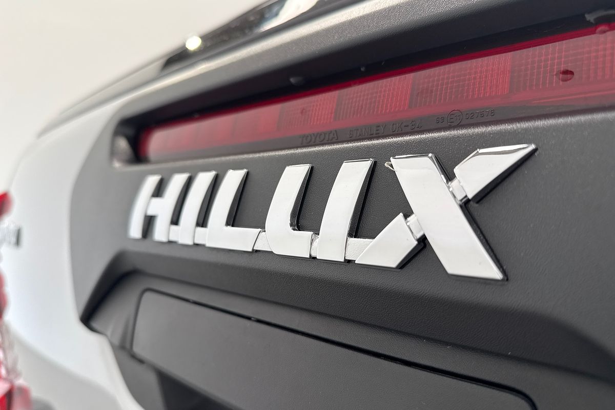 2025 Toyota Hilux Rogue 48V GUN126R 4X4