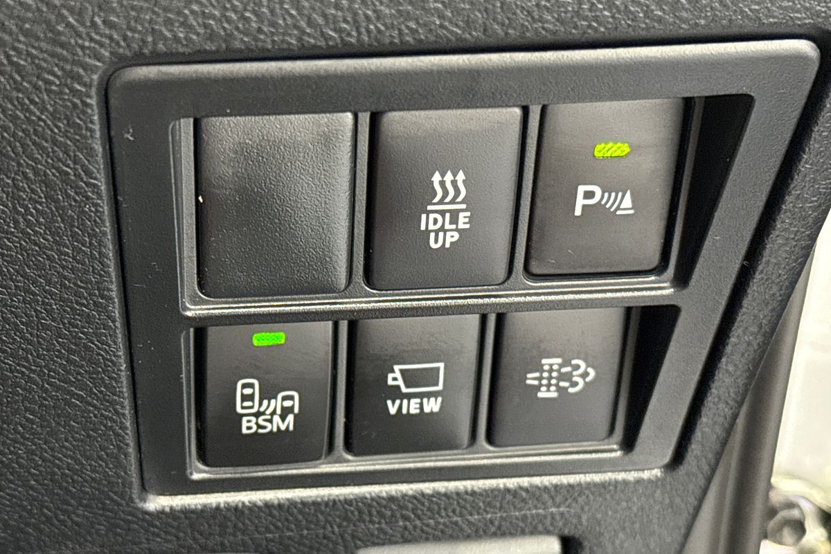 2025 Toyota Hilux Rogue 48V GUN126R 4X4