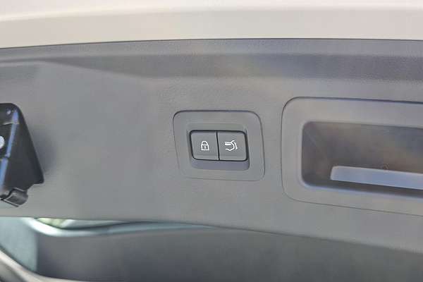 2025 Mazda CX-80 P50e GT KL