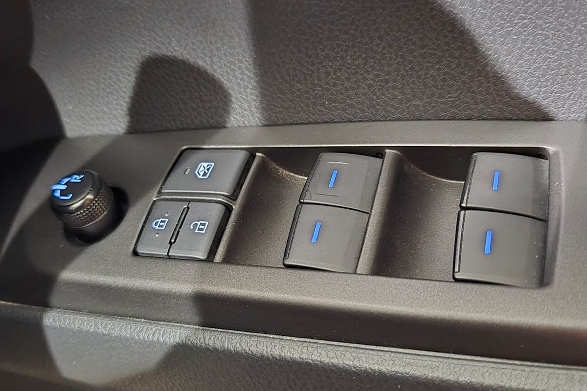 2023 Toyota Camry Ascent AXVH70R