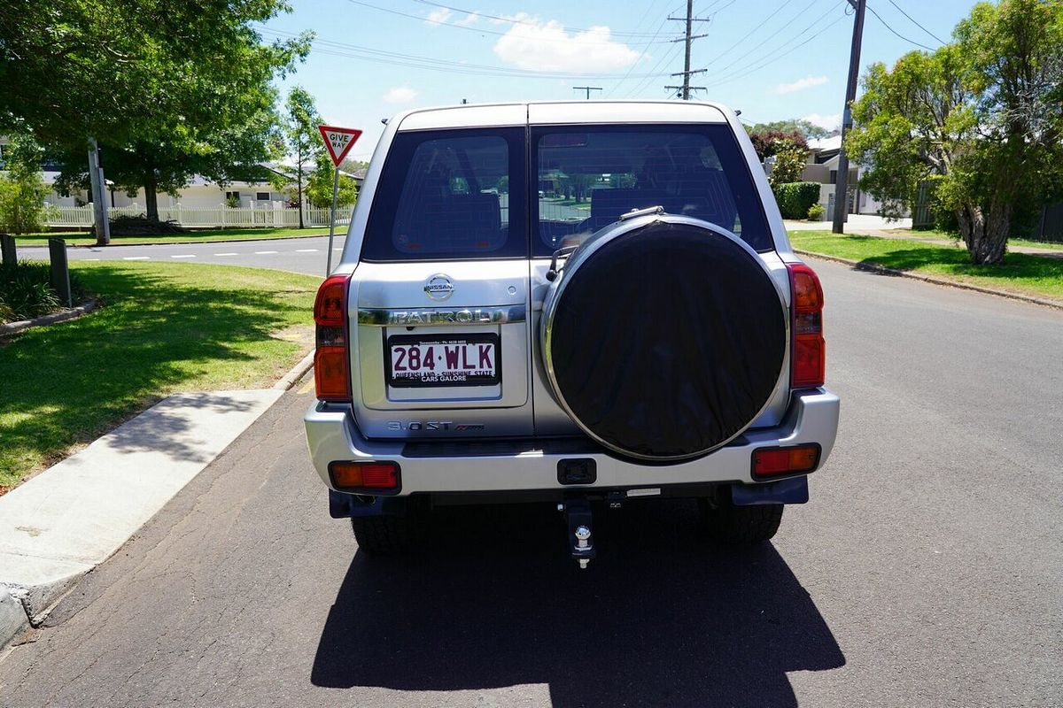 2016 Nissan Patrol ST Y61