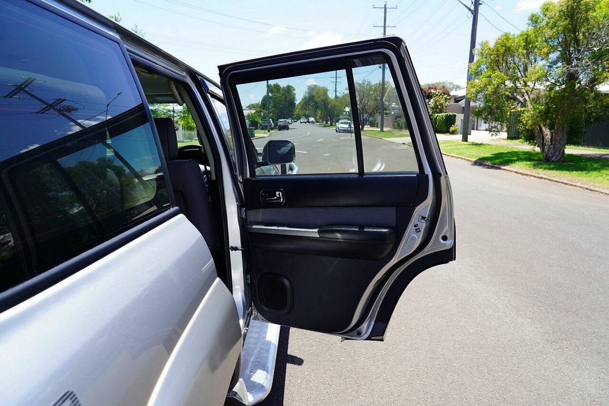 2016 Nissan Patrol ST Y61