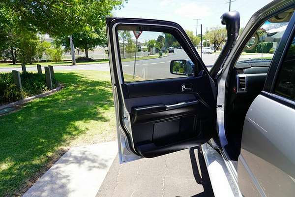 2016 Nissan Patrol ST Y61