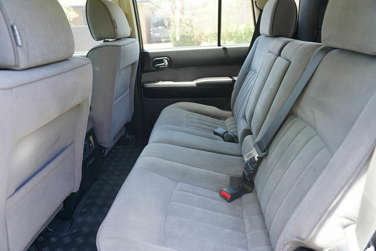 2016 Nissan Patrol ST Y61