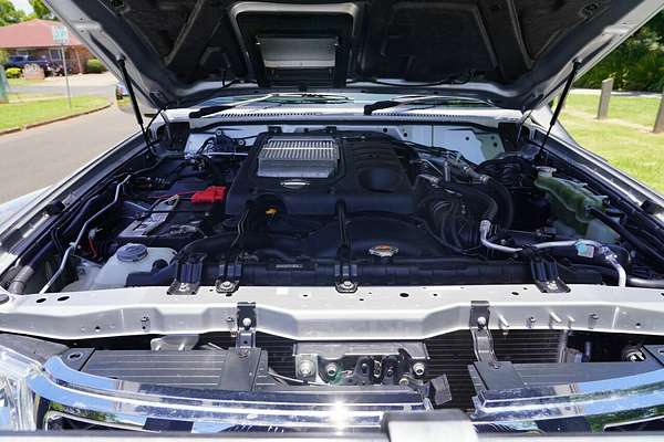 2016 Nissan Patrol ST Y61