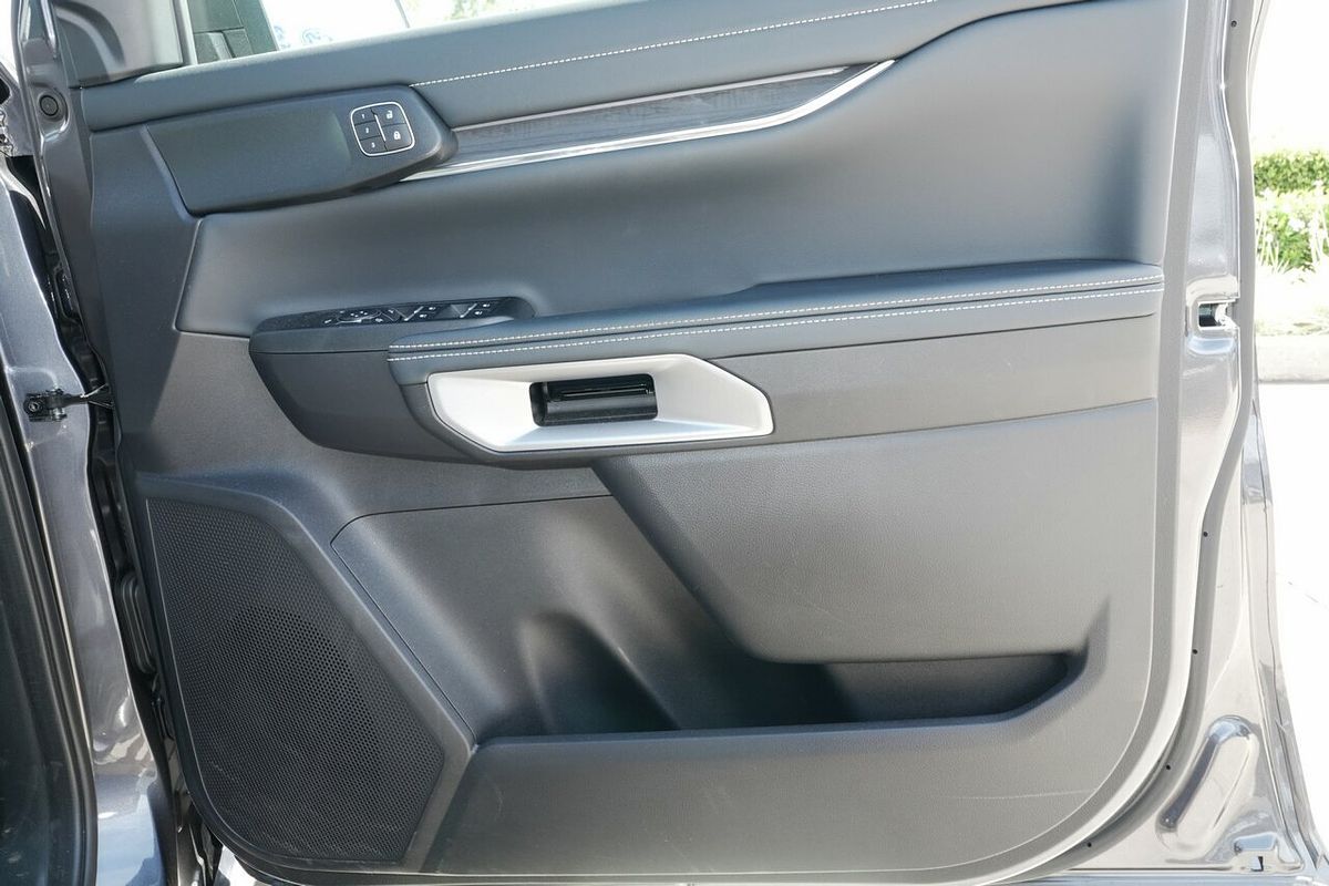 2025 Ford Ranger Platinum 4X4 3.0L