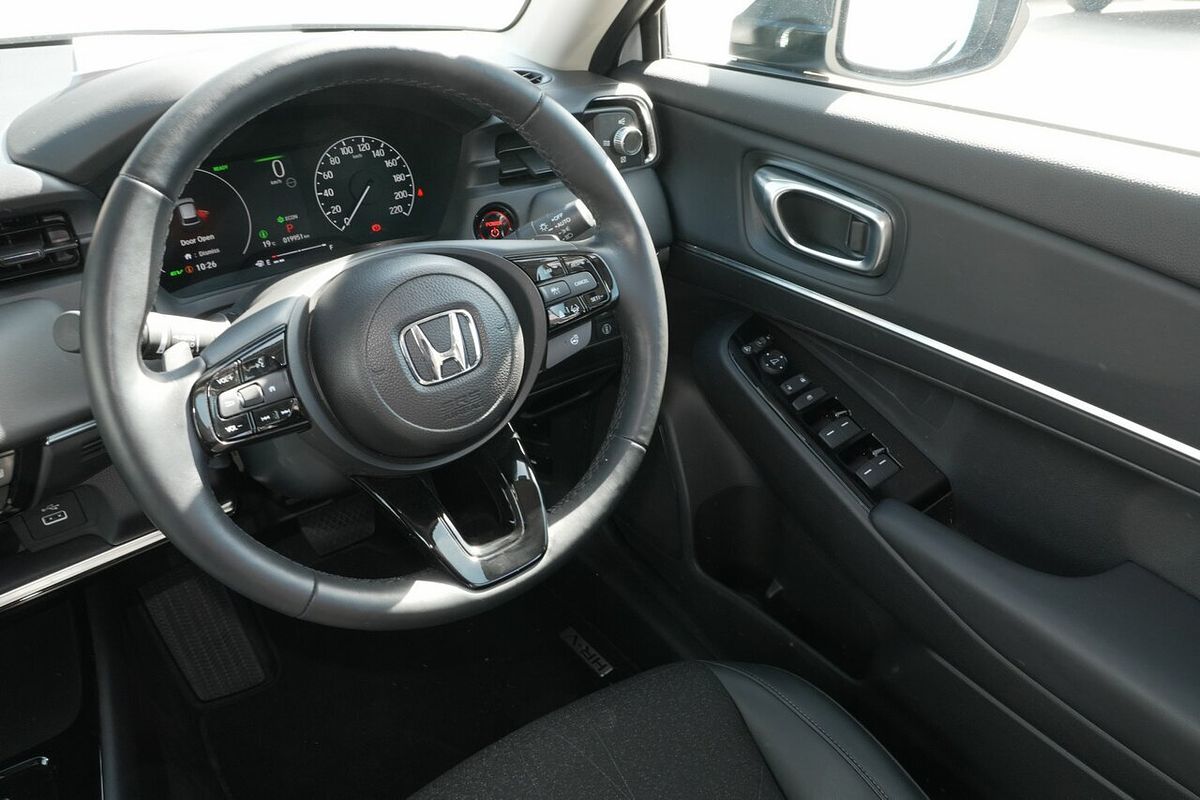2024 Honda HR-V e:HEV L