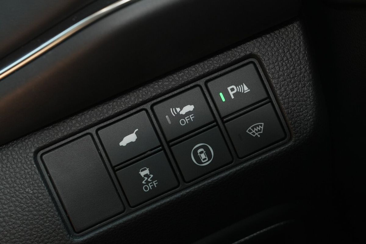 2024 Honda HR-V e:HEV L