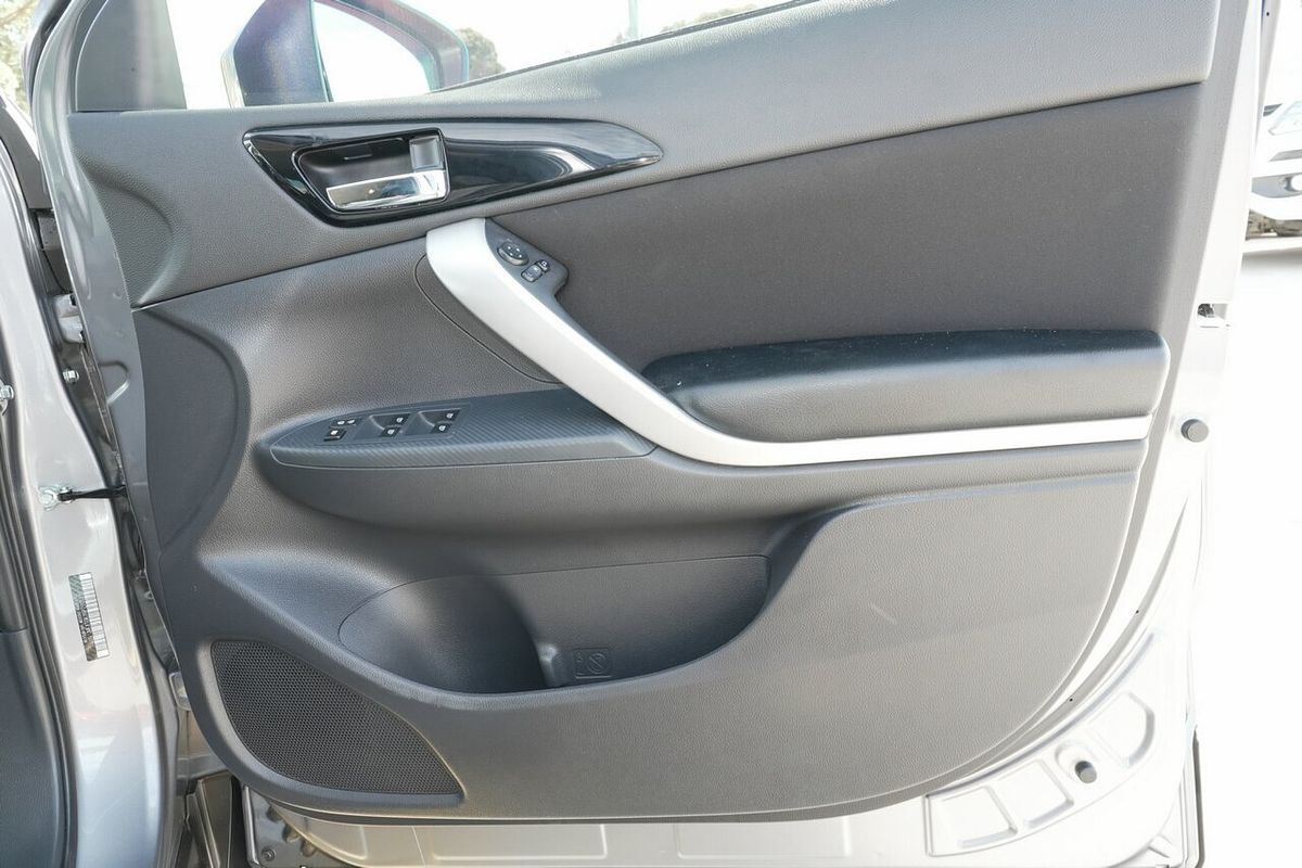 2023 Mitsubishi Eclipse Cross LS YB