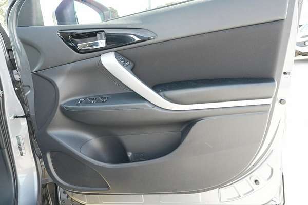 2023 Mitsubishi Eclipse Cross LS YB