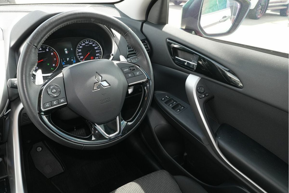 2023 Mitsubishi Eclipse Cross LS YB