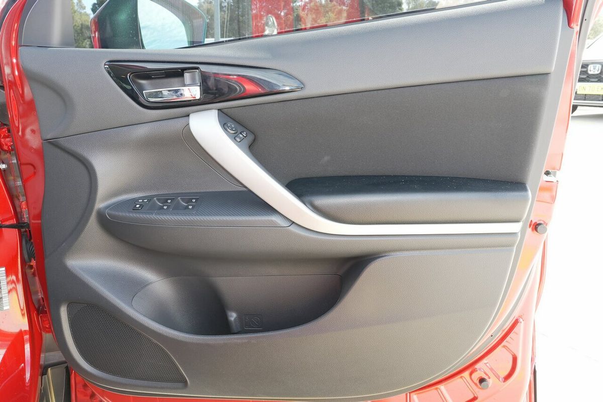 2022 Mitsubishi Eclipse Cross LS YB