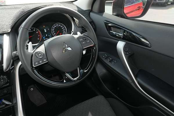 2022 Mitsubishi Eclipse Cross LS YB