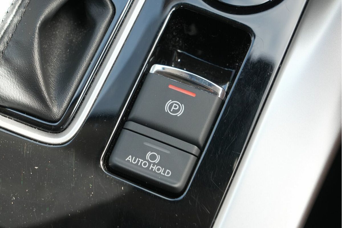 2022 Mitsubishi Eclipse Cross LS YB