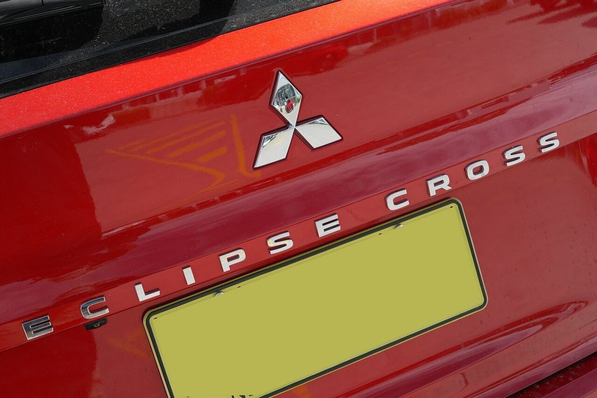 2022 Mitsubishi Eclipse Cross LS YB