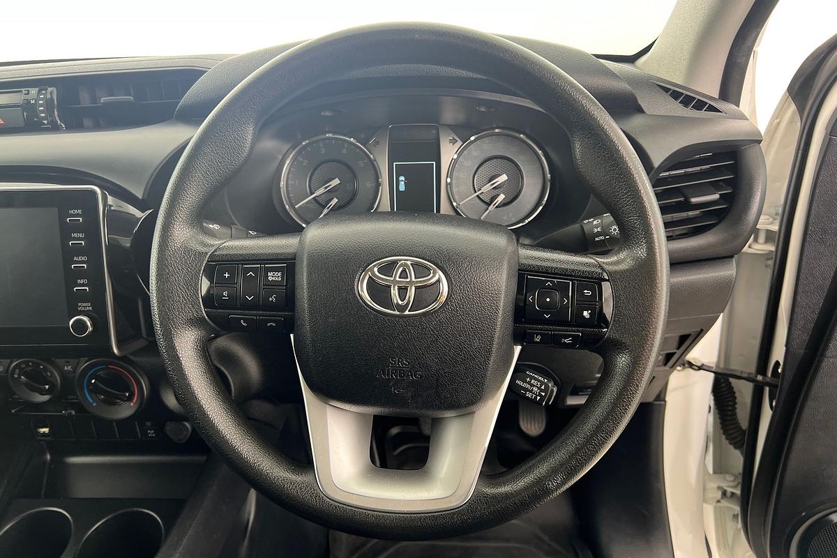 2020 Toyota Hilux SR GUN126R