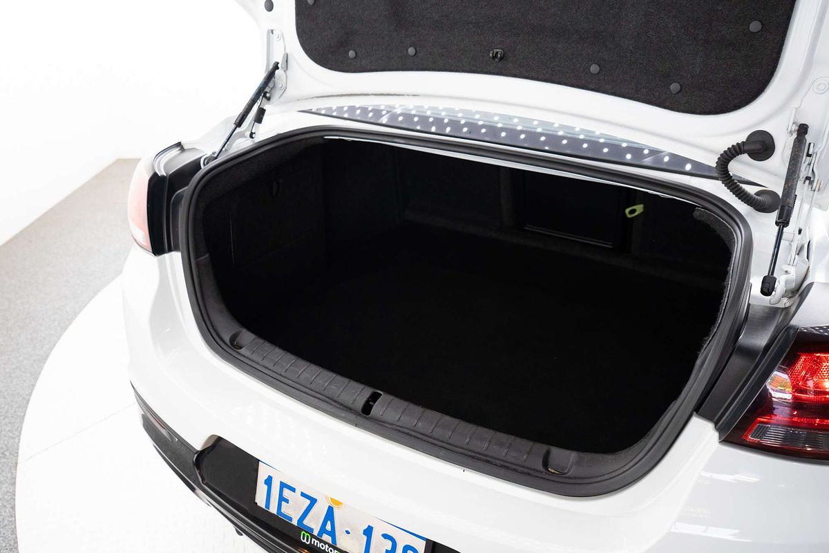 2016 Holden Commodore SV6 VF Series II