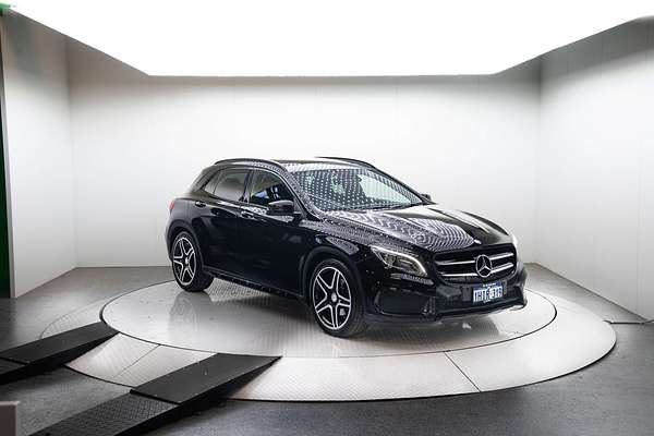 2015 Mercedes-Benz GLA-Class GLA250 X156