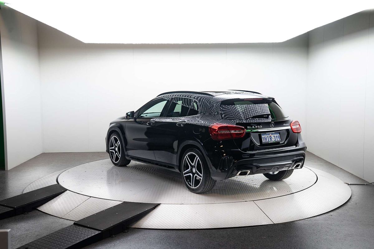 2015 Mercedes-Benz GLA-Class GLA250 X156