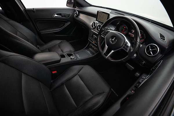 2015 Mercedes-Benz GLA-Class GLA250 X156