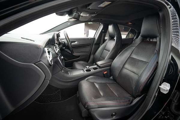 2015 Mercedes-Benz GLA-Class GLA250 X156