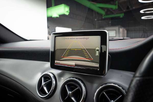 2015 Mercedes-Benz GLA-Class GLA250 X156