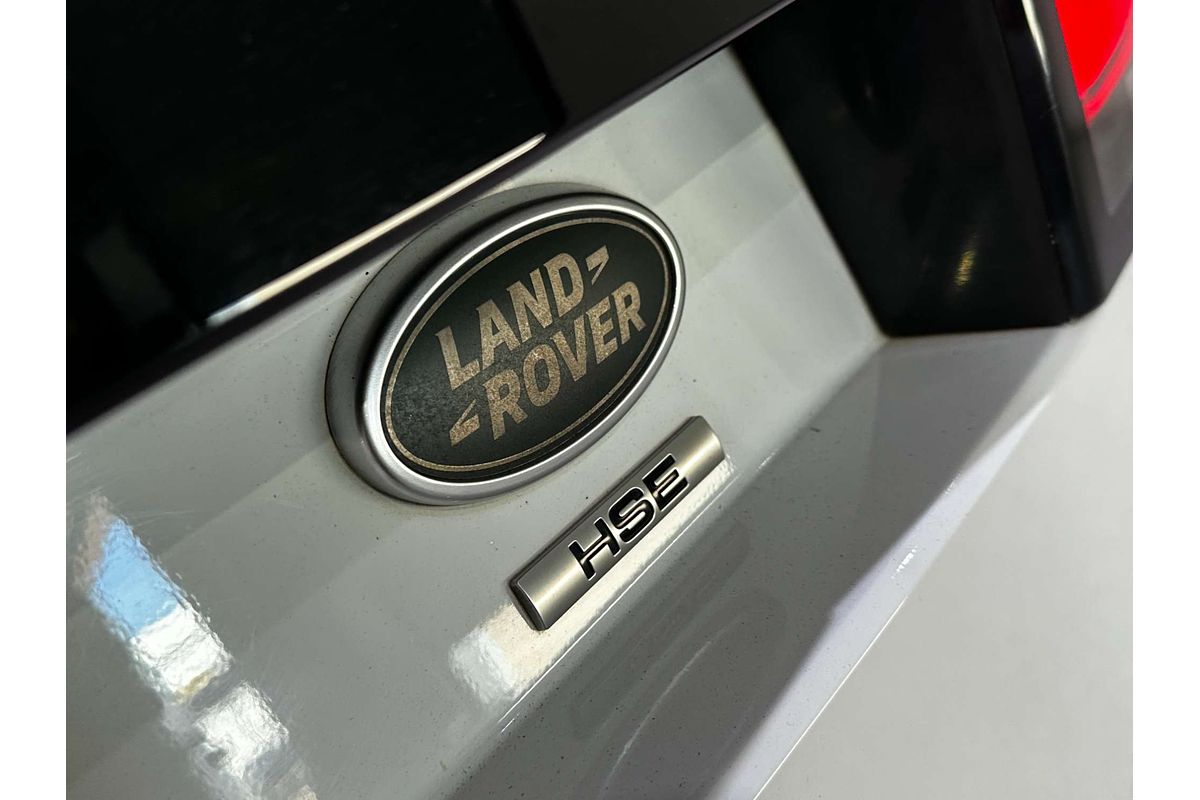 2017 Land Rover Discovery TD4 HSE Series 5