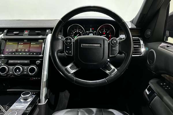 2017 Land Rover Discovery TD4 HSE Series 5