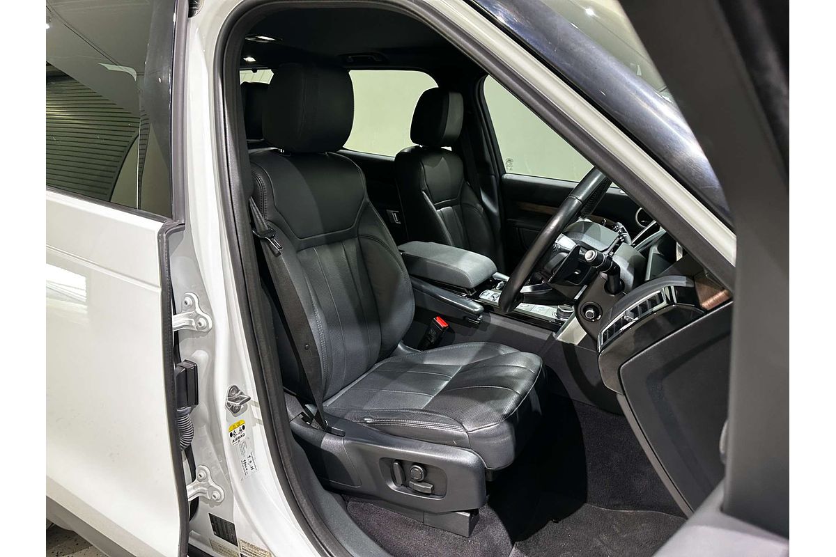 2017 Land Rover Discovery TD4 HSE Series 5