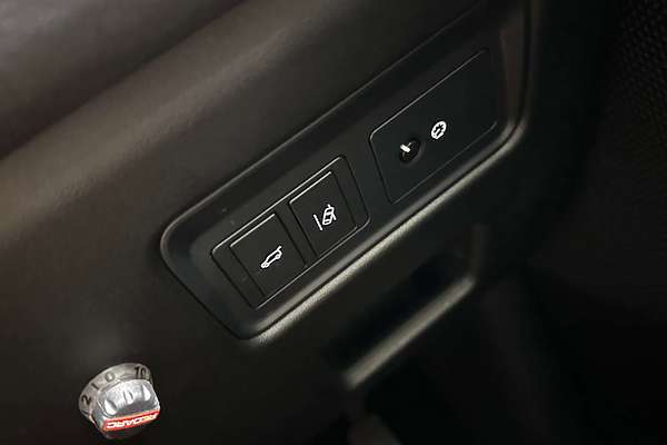 2017 Land Rover Discovery TD4 HSE Series 5