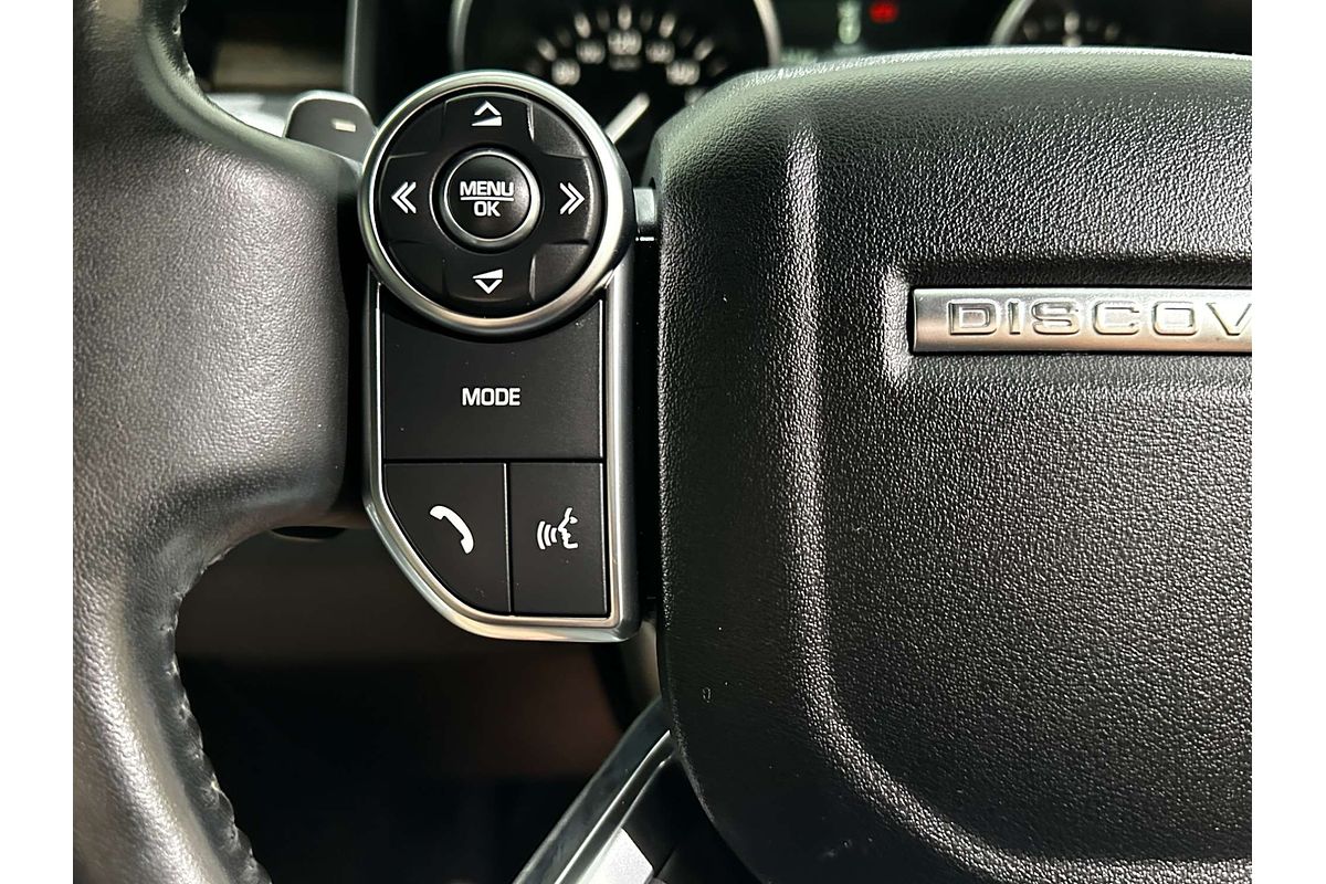 2017 Land Rover Discovery TD4 HSE Series 5