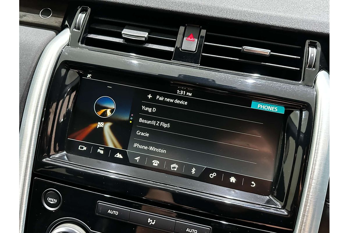 2017 Land Rover Discovery TD4 HSE Series 5