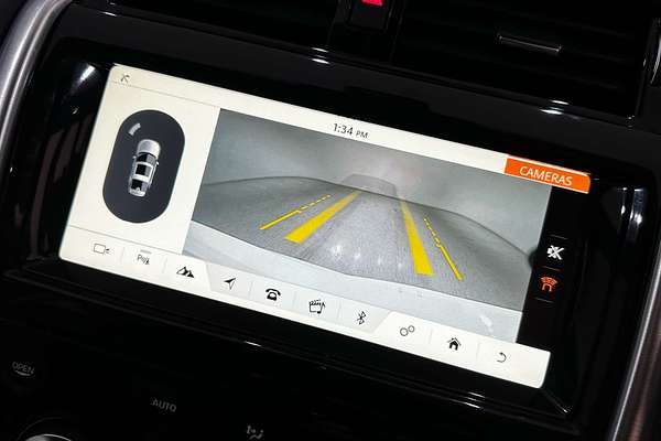 2017 Land Rover Discovery TD4 HSE Series 5