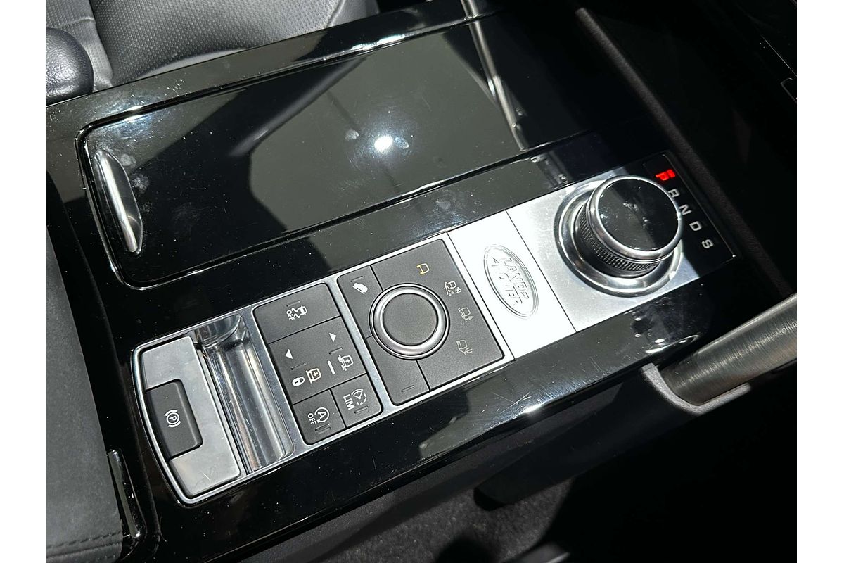 2017 Land Rover Discovery TD4 HSE Series 5