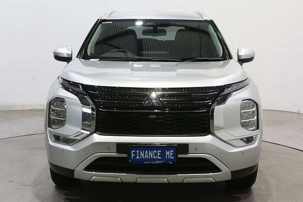 2024 Mitsubishi Outlander LS ZM