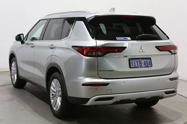 2024 Mitsubishi Outlander LS ZM