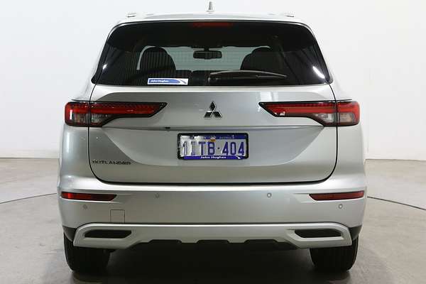 2024 Mitsubishi Outlander LS ZM