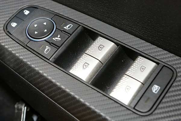 2024 Mitsubishi Outlander LS ZM