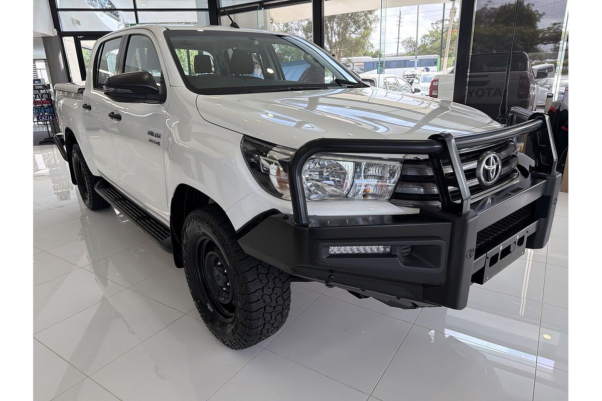 2018 Toyota Hilux SR GUN126R 4X4