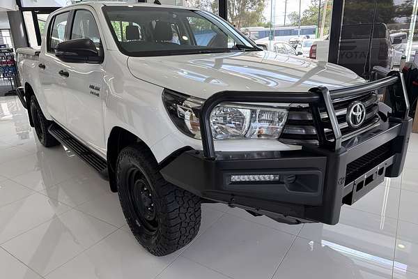2018 Toyota Hilux SR GUN126R 4X4