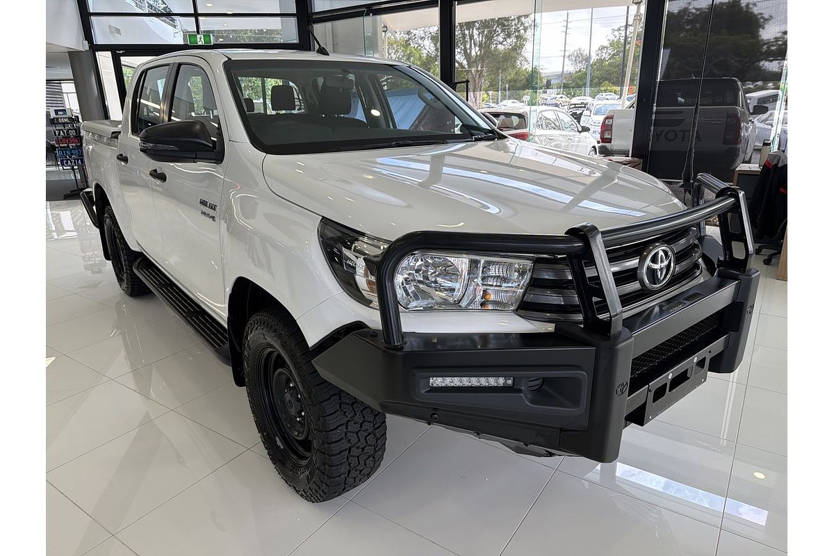 2018 Toyota Hilux SR GUN126R 4X4