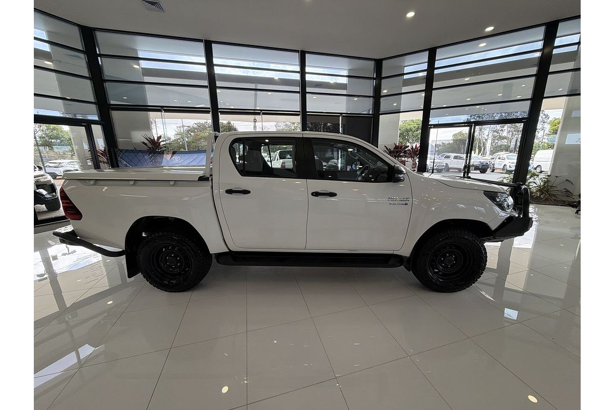 2018 Toyota Hilux SR GUN126R 4X4