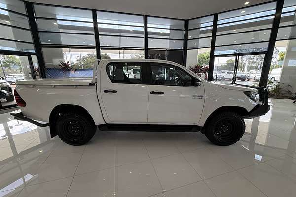 2018 Toyota Hilux SR GUN126R 4X4