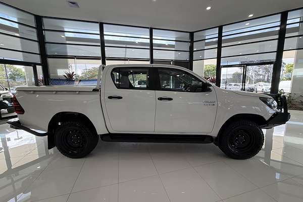 2018 Toyota Hilux SR GUN126R 4X4