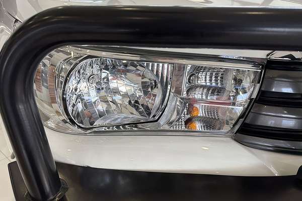2018 Toyota Hilux SR GUN126R 4X4